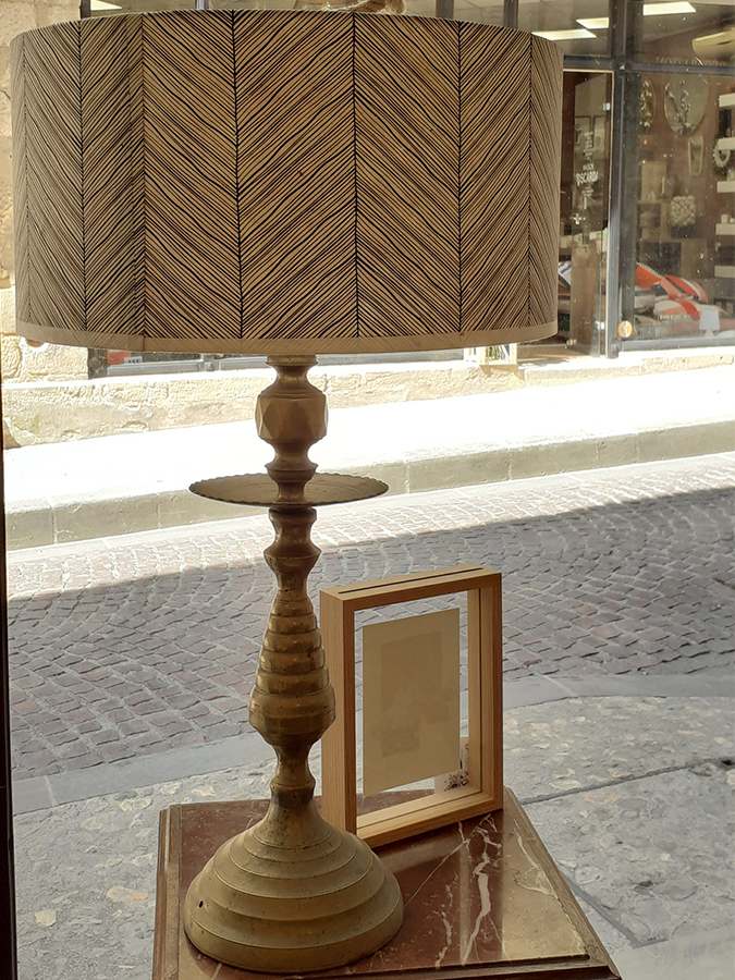 Lampe à poser, Sarlat.